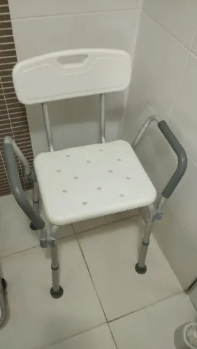 cadeira de banho fixa