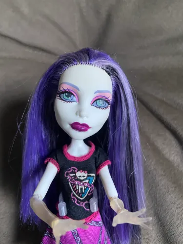 Boneca Monster High Spectra