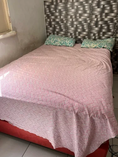 Cama de casal Onix, valor negociável