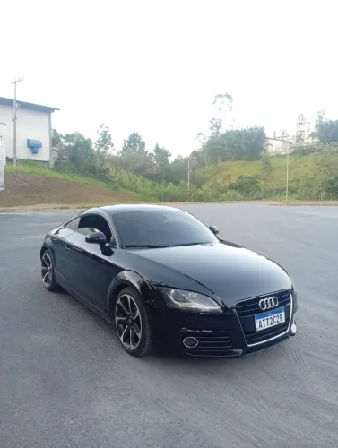 Audi TT 2.0 16V TFSI S-tronic 2011