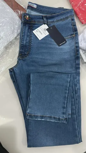 Fechei loja vendendo tudo preço de atacado