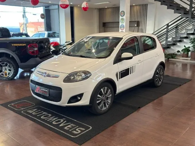 Fiat Palio Sporting 1.6 Flex 16V 5P 2014