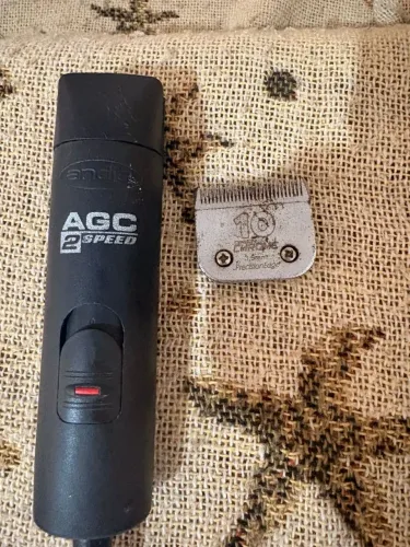 Maquina de tosa andis AGC 2 speed faço  chamada de vídeo para mostrar o produto