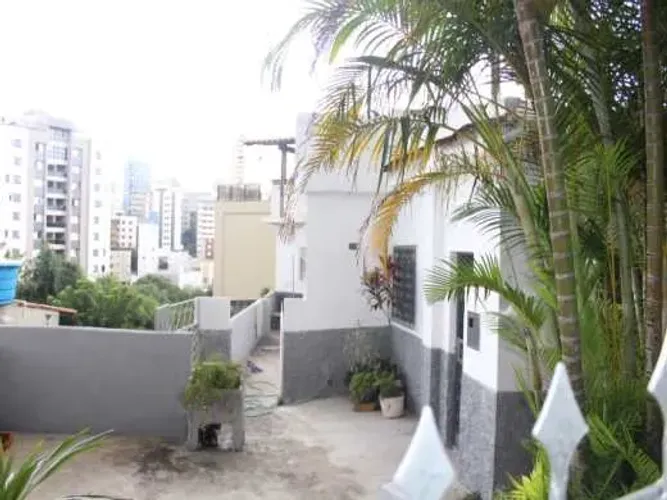 LOTE DE 228 M2 A VENDA JUNTAMENTE COM OUTROS LOTES DE AMBOS OS LADOS.