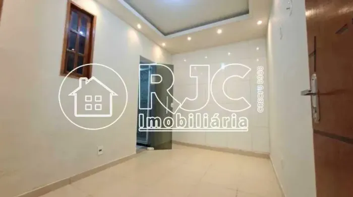 Rua Conde de Bonfim , apto reformadissimo com linda e aciovhegante area Goumet