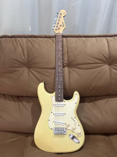 Guitarra Squier California 