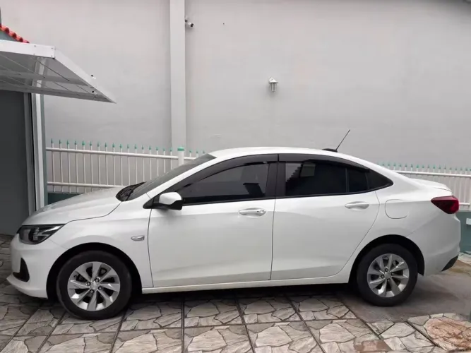 Chevrolet Onix Plus LTZ 1.0 12V TB Flex Aut. 4P 2020