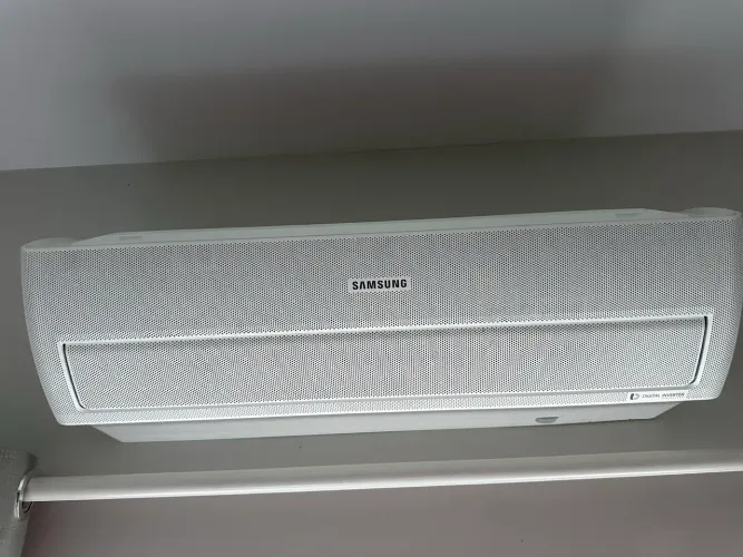 ar-condicionado Split Samsung Wind-Free. Em Goiânia
