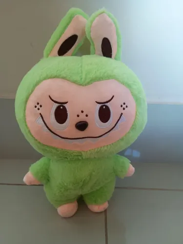 Boneco de pelúcia labubu verde 34cm