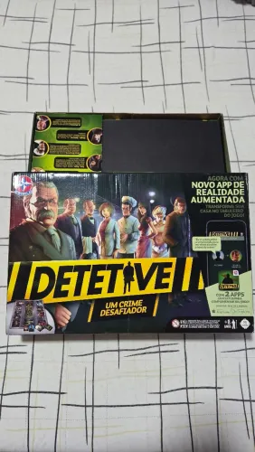 Jogo de tabuleiro detetive estrela, com aplicativo