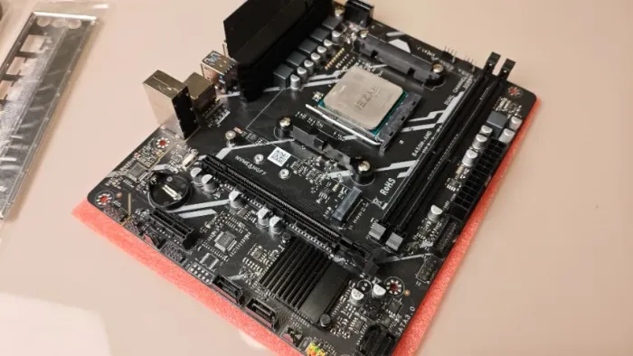 Ryzen 5 1600 + Placa mãe B450m