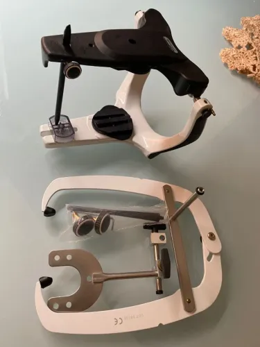 Articulador Semi Ajustável Com arco facial 