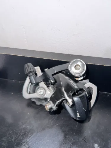 CAMBIO TRASEIRO SHIMANO 105 RD-5700 SS 11V