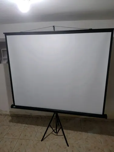 Tela De Projeção Retrátil Tes