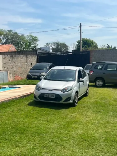 Ford Fiesta Sedan SE 1.6 8V Flex 4P 2014