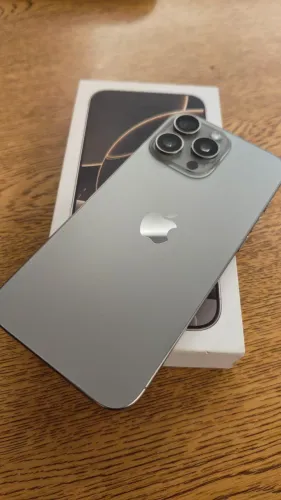 iPhone 16 Pro Max 256gb NACIONAL E NOTA