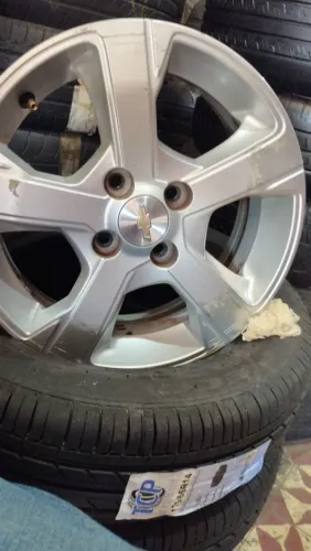 Vendo rodas aro 15 originais do prisma lt
