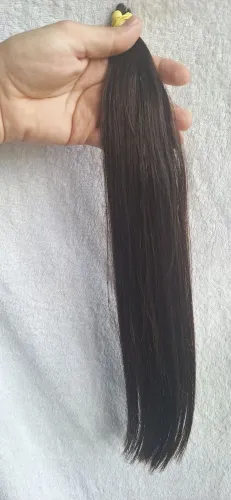 Cabelo humano castanho médio liso 