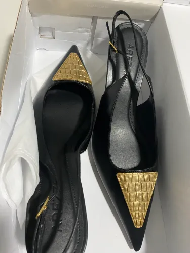 Sapato Arezzo scarpin