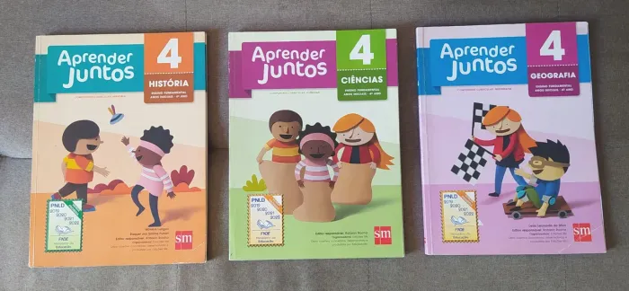 SÃO 3 LIVROS  APRENDER JUNTOS - Ciências, Geografia e História. R$65,00 * ler descrição 