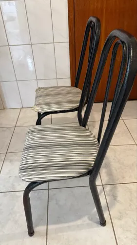 Par de cadeiras para doação