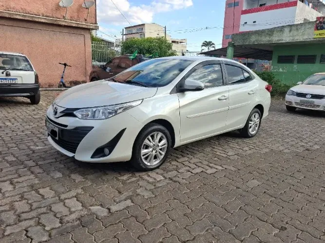 Toyota Yaris XL Sedan 1.5 Flex 16V 4P Aut. 2019