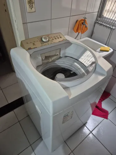 Máquina de lavar roupas