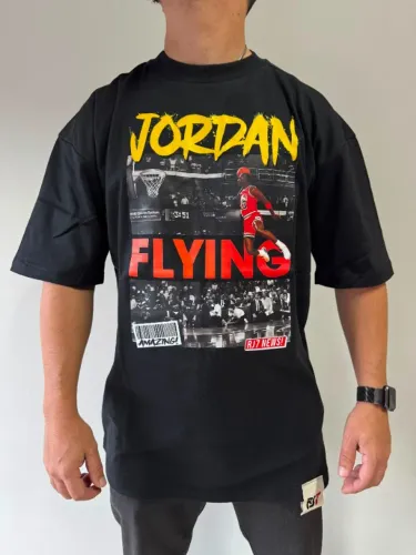 Camiseta oversized RJ7 estilosa casual tendência