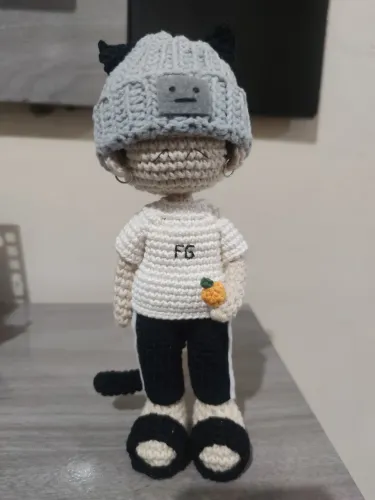 Amigurumi Yoongi BTS Gatinho