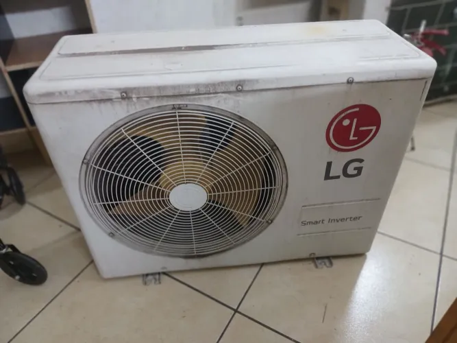 Condensadora Multi Split - LG 22.000 btus- Frio - 220v