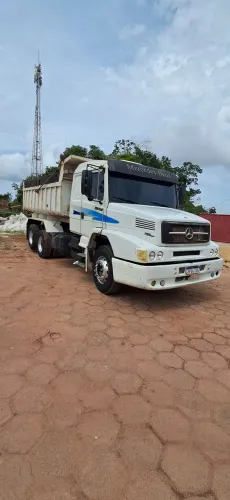 Caçamba e prancha a venda