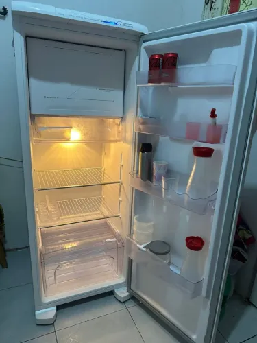 Geladeira Eletrolux Frost Free