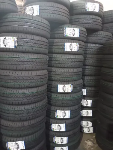 Pneus com excelente tração e estabilidade para rodar com tranquilidade