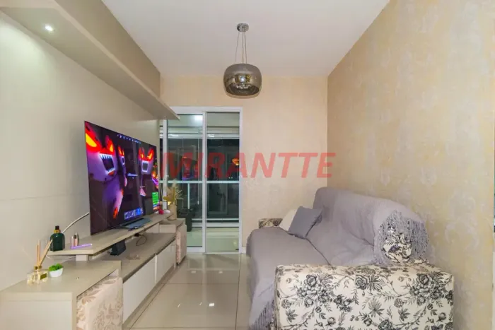 Apartamento de 68m² com 2 quartos em Pari