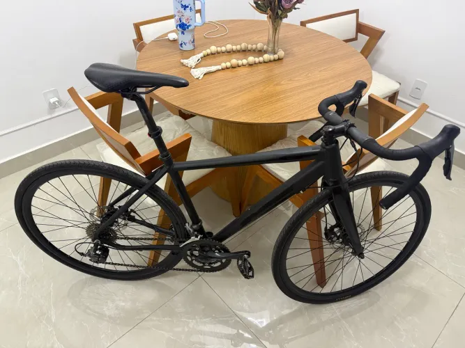 Bicicleta oggi veloce disc tamanho 48