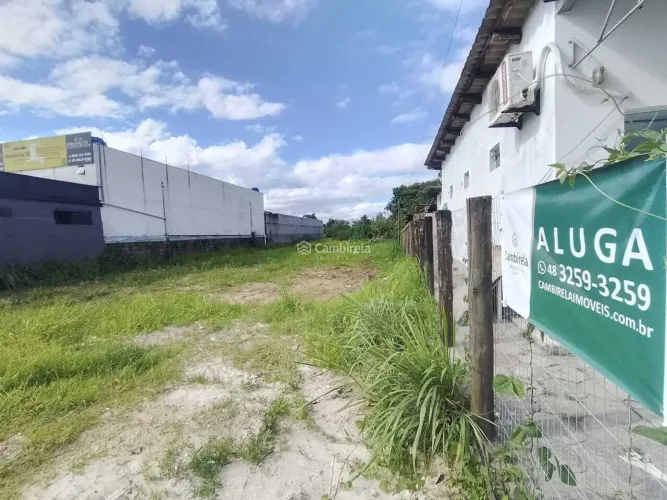 Terreno de 798 m2 Próximo a BR
