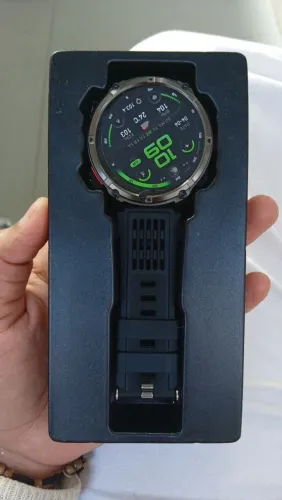 Smartwatch na caixa