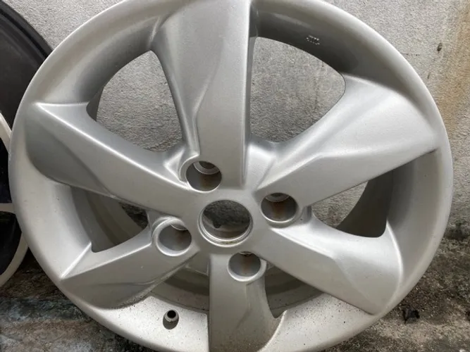 Roda Nissan Tiida aro 16 original unidade valor mínimo 