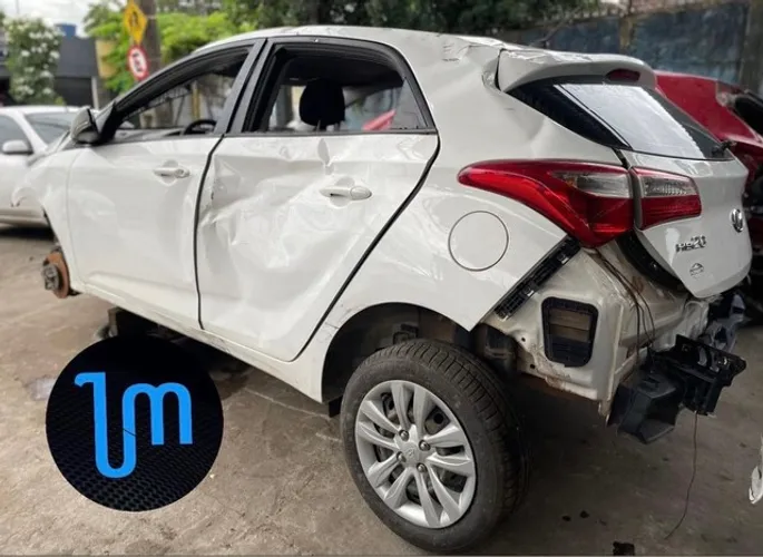 Peças Hb20 1.0 sucata 