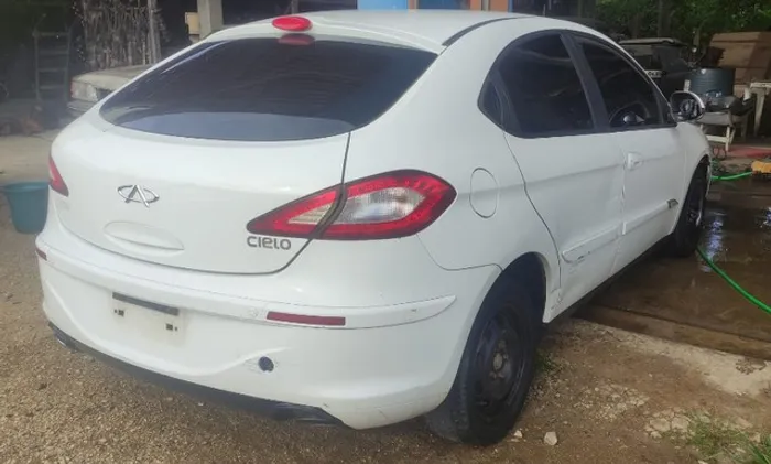  Chery Cielo 1.6 2012 Hatch Sucata (Retirada de peças)