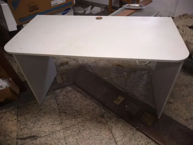 Mesa de Escritório Branca