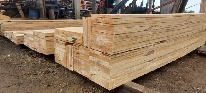 Tábua de pinus para caixaria 30cm x2,5 R$ 23,90 cada