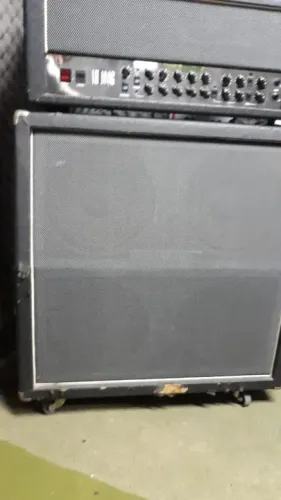 Caixa Laney GS 412 IA Angulada  Falantes: 4 x 12" Celestion ac 70 Aceito troca por violão 