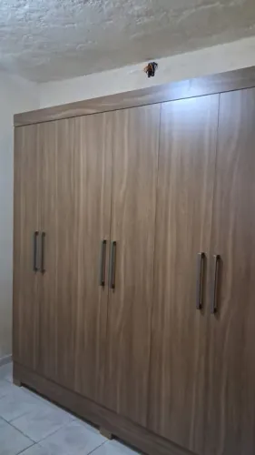 desmontagem carreto e montagem de guarda roupa m