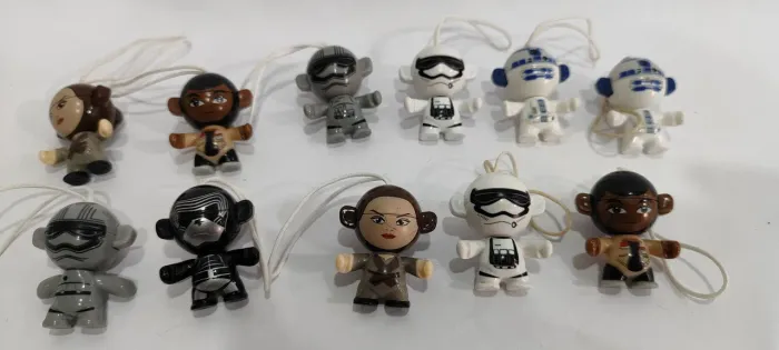 Miniaturas Star Wars Kinder Ovo