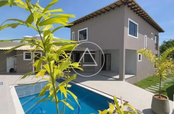 Atlântica Imóveis tem excelente casa à venda, por R$ 870.000,00