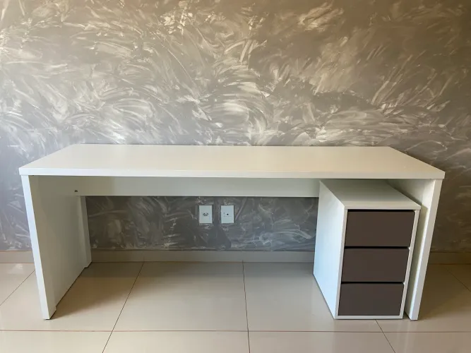 MESA ESCRITÓRIO 1,80M COM GAVETEIRO 3 GAVETAS 100% MDF