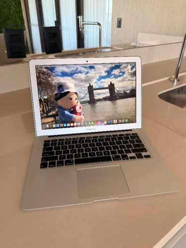 MacBook Air 13'' 2015 i7 2.2  8GB  SSD 500GB  Único dono  NF