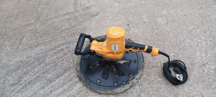 Desempenadeira elétrica