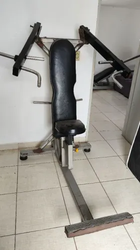 Desenvolvimento articulado Ombros - Musculação